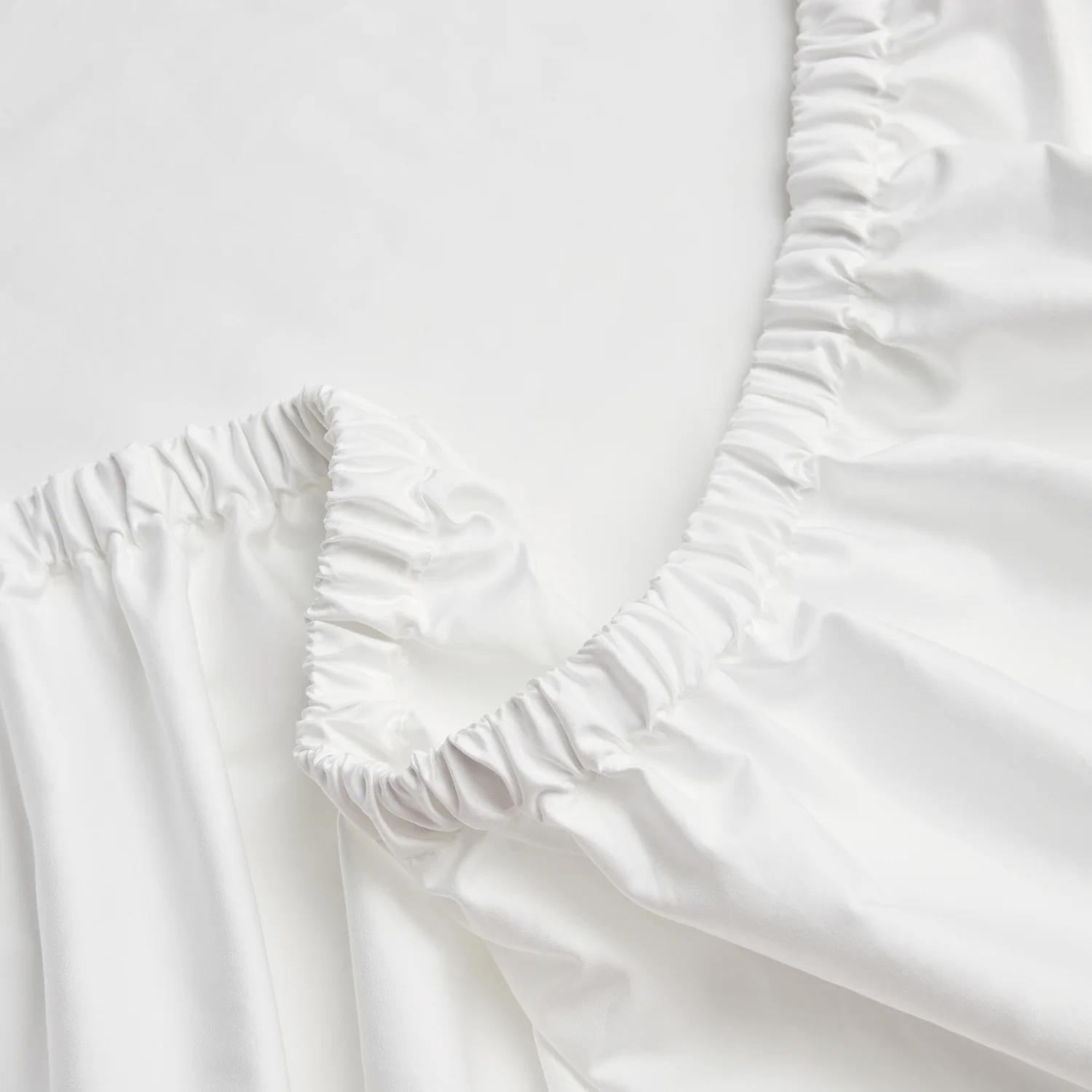 Hotel Collection 600 Thread Count Cotton Sateen Deep Fitted Sheet - White - Image 2